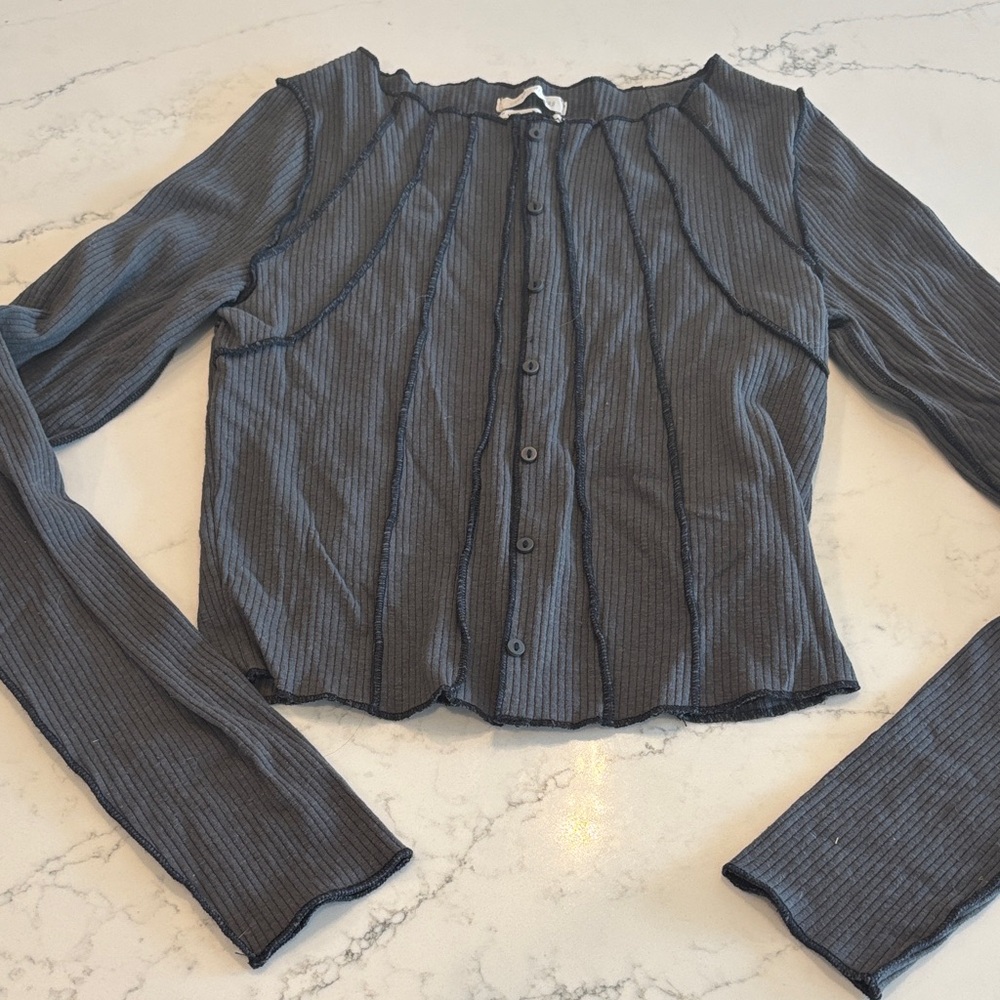 Urban Outfitters Gray Ribbed Top - Picture 3 of 7